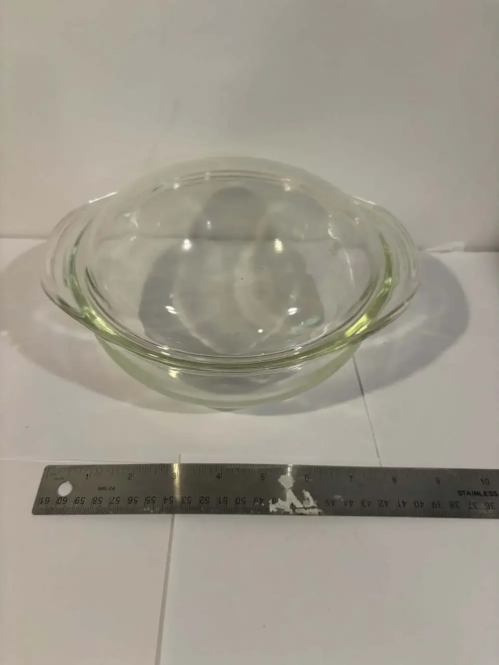 Vintage PYREX 023 Casserole Dish: 1 1/2 Quart With Original Lid - ,